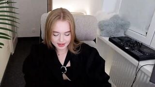 DreamRina - Porn Video [Myfreecams]: fantastic boobs, past live session, strip
