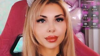 Cool-Baby - Porn Video [Bongacams]: charismatic streamer, lively broadcaster, burning hunger