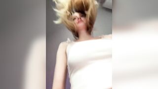 MisaMarkisa - Porn Video [Bongacams]: wants to get fucked, perfectly contoured décolletage, 10 minute cam show