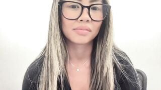 UrBabyGirl - Porn Video [Myfreecams]: perfect waistline, pretty cam model, seductive bust