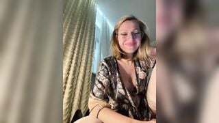 LagoonJoy - Porn Video [Bongacams]: exquisite cleavage, seductive assets, breathtaking muse