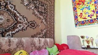 ladybigsmile - Porn Video [Bongacams]: alluring enchantress, naked bust, popular internet personality