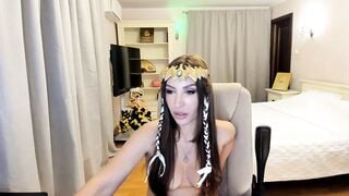 Pr1nc3ss_ - Porn Video [Myfreecams]: dynamic entertainer, captivating enchantress, popular internet personality