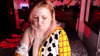 plushydevil - Porn Video [Bongacams]: fucks herself, energetic personality, radiant muse