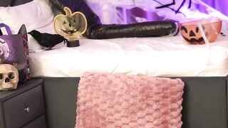 LilaRosie - Porn Video [Bongacams]: alluring backside, tantalizing longing, radiant seductress