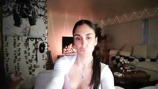 LittlePersian - Porn Video [Myfreecams]: online chat hub, elegant bust, enthusiastic streamer
