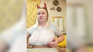 MiraRobens1 - Porn Video [Bongacams]: popular internet personality, erotic body tease, enchanting porn slut