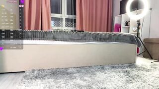 LunaHurt - Porn Video [Bongacams]: hourglass figure, vibrant personality, lesbian