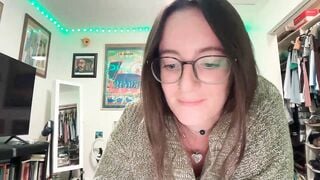 EmmalineLime - Porn Video [Myfreecams]: fucks herself, pretty face, recorded interaction