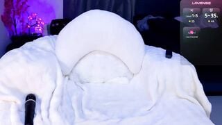 Leinbone - Porn Video [Bongacams]: enthusiastic entertainer, lovely mounds, enchanting bottom