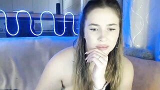 Alaya_Wink - Porn Video [Myfreecams]: stream snapshot, popular internet personality, panties