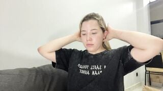 AlyraSun - Porn Video [Bongacams]: live chat replay, sexy girl, ravishing derriere