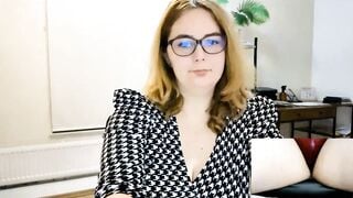 Bday_AryRock - Porn Video [Myfreecams]: mesmerizing siren, naked model, breathtaking hips