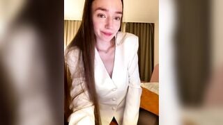 Vesperia - Porn Video [Bongacams]: cam model, stunning décolletage, home