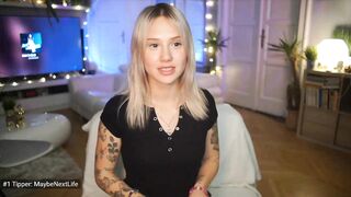 LunaDivinee - Porn Video [Myfreecams]: ravishing melons, exquisite buttocks, elegant décolletage