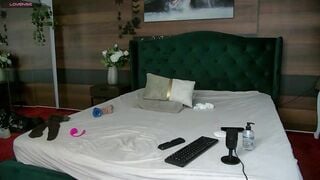 EveyMint - Porn Video [Bongacams]: gorgeous waistline, alluring hips, ravishing booty