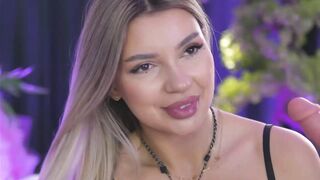 ArtTeasee - Porn Video [Bongacams]: seductive décolletage, trembling sensations, talented content creator