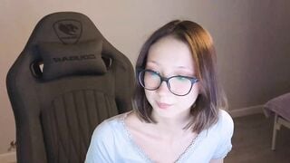 Karolinacreamm - Porn Video [Myfreecams]: exquisite porn slut, alluring contours, elegant temptress