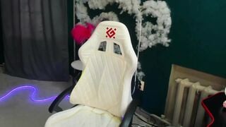 EmeliGlowr - Porn Video [Bongacams]: energetic streamer, voluptuous surrender, sensual anticipation
