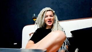 LexiSi - Porn Video [Myfreecams]: nudity, hidden, curvaceous derriere