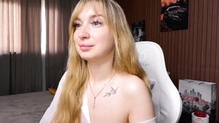 x-----x - Porn Video [Bongacams]: sensuous gasps, breathtaking booty, captivating buttocks