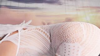 NaomiDee - Porn Video [Myfreecams]: breathtaking beauty, erotic live session, busty