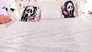 KellyK - Porn Video [Myfreecams]: passionate cam time, naked porn slut, ravishing décolletage