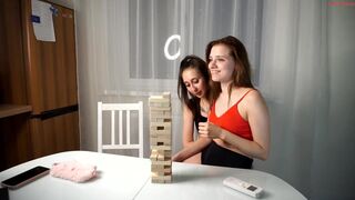 1cequeen - Video  [Chaturbate] Petite Physique -public queen